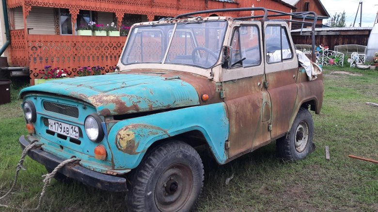 Ржавый уаз 469