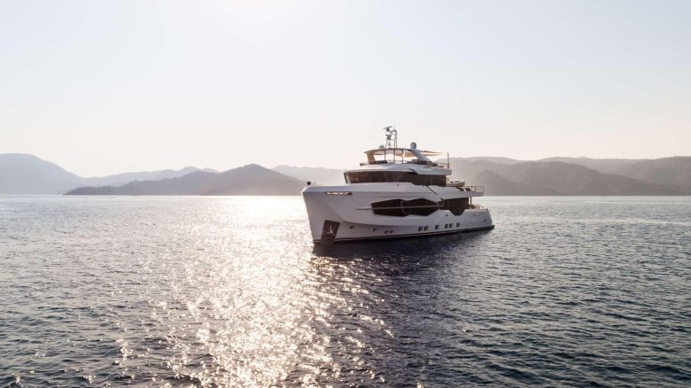 Экспедиционная яхта