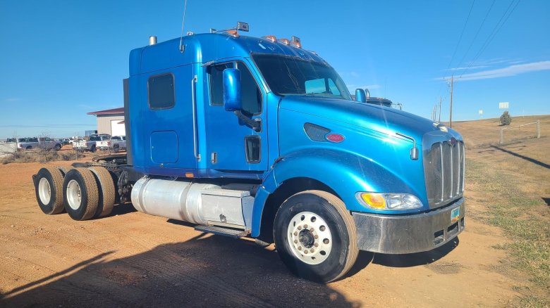 Петербилт 387