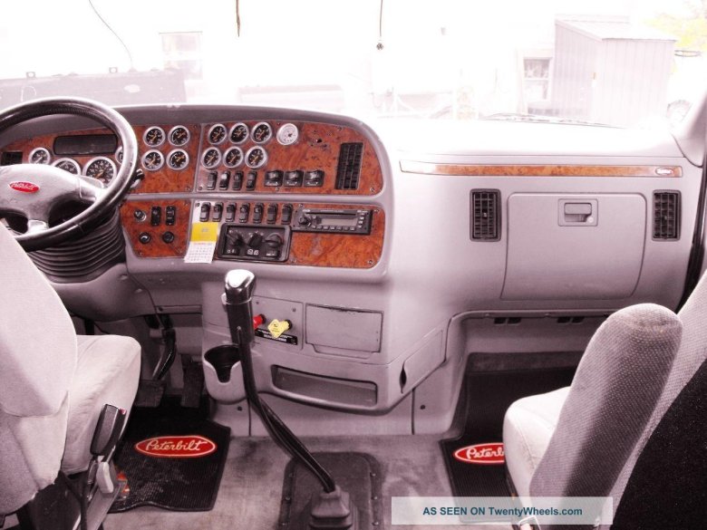 Петербилт 387 салон