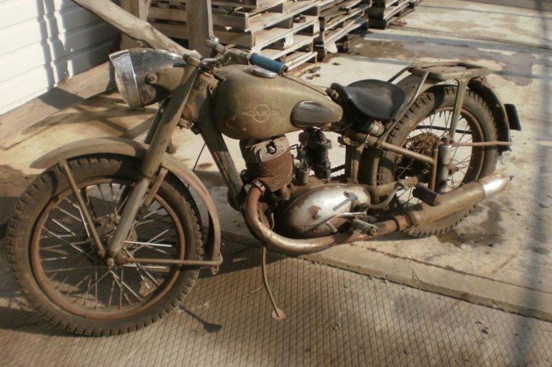 Мотоцикл иж 49