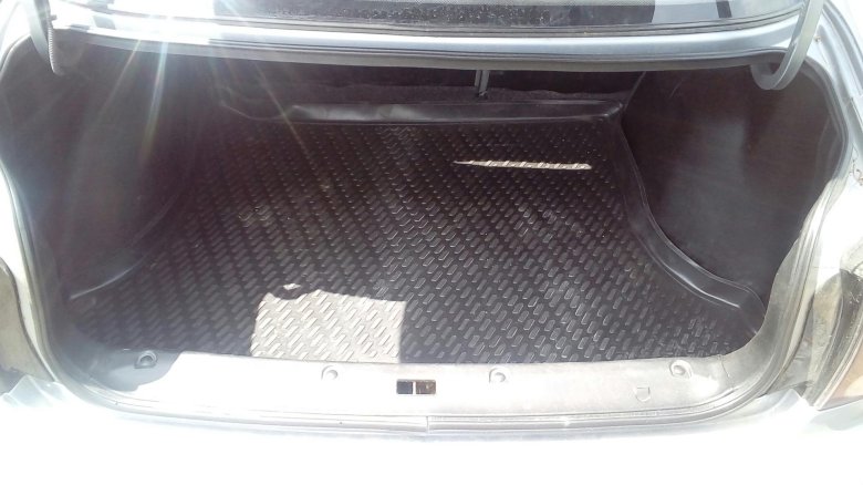 Коврик в багажник рено симбол