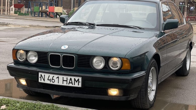 Бмв 1993 года выпуска
