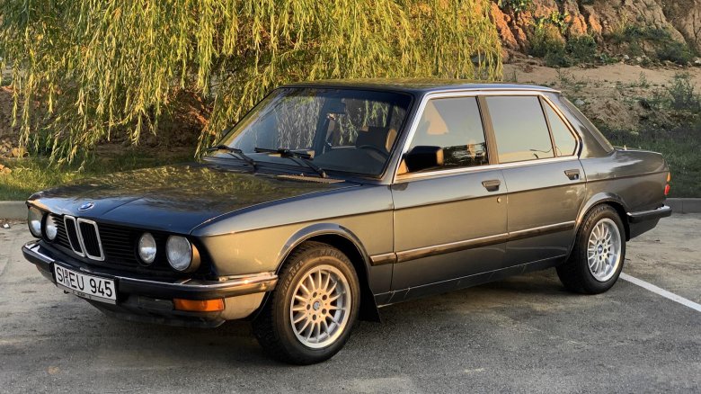 Бмв 5 серии е 28