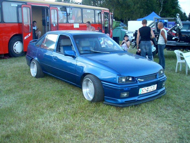 Опель кадет седан 1992