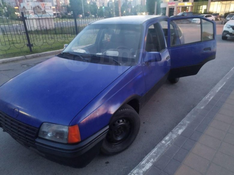 Опель кадет 1986