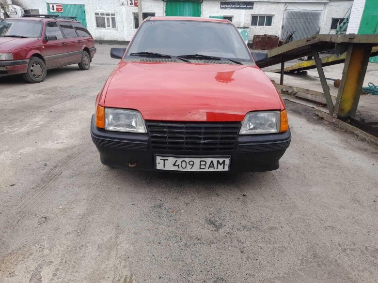 Опель кадет 1986 седан