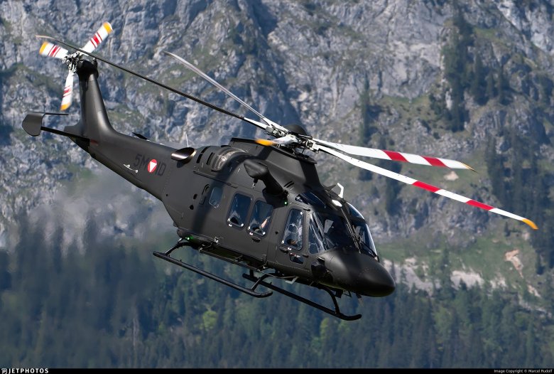Agustawestland aw149 вертолет