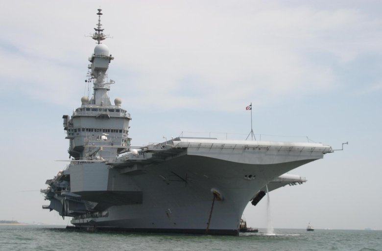 Авианосец де голль