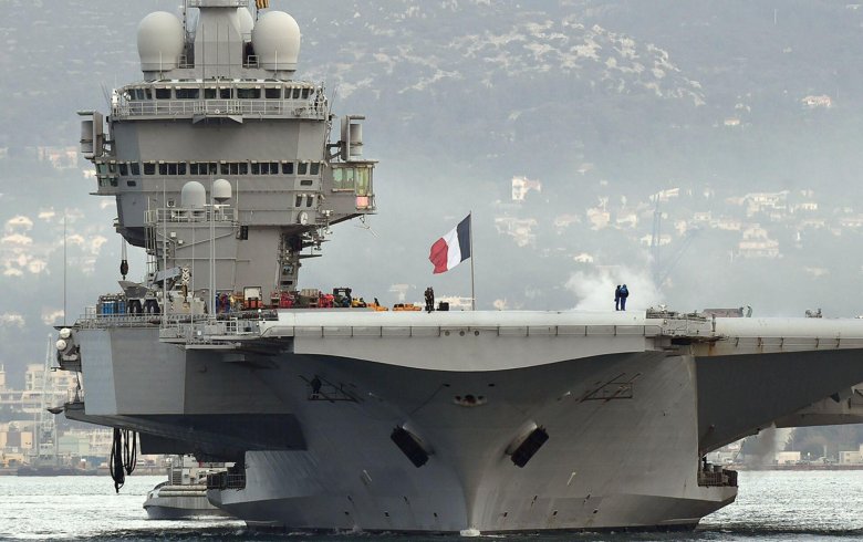 Атомный авианосец