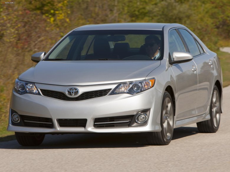 Toyota camry 2011 se