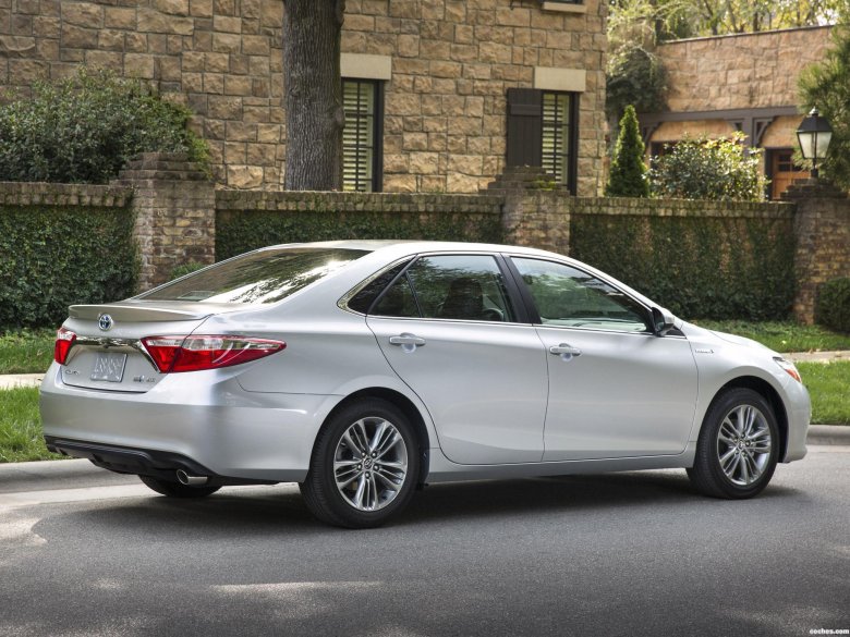 Toyota camry hybrid 2015