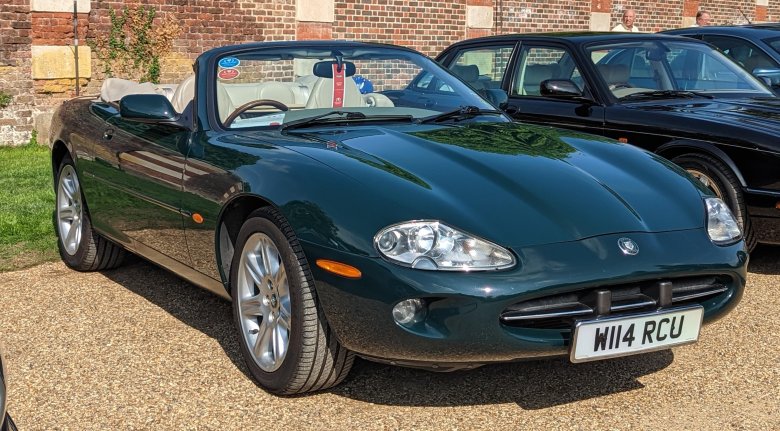 Jaguar xk8 1999