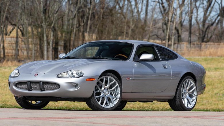 Jaguar xk 2000