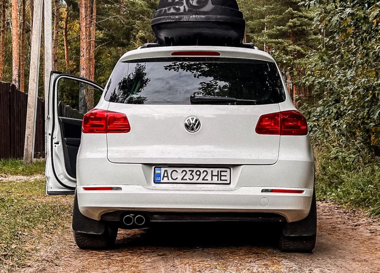 Фольксваген тигуан сзади