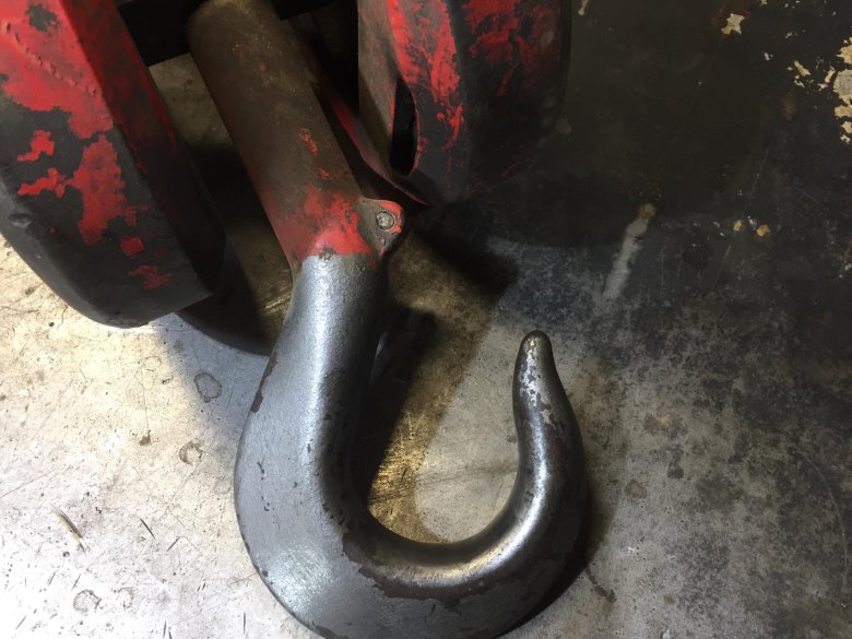 Блок монтажный с крюком 2т