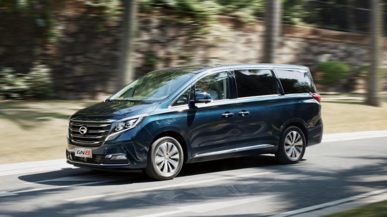 Китайский минивэн gac gm8