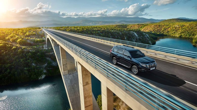 Toyota land cruiser prado 200 2021