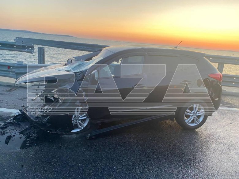 Автомобили на крымском мосту