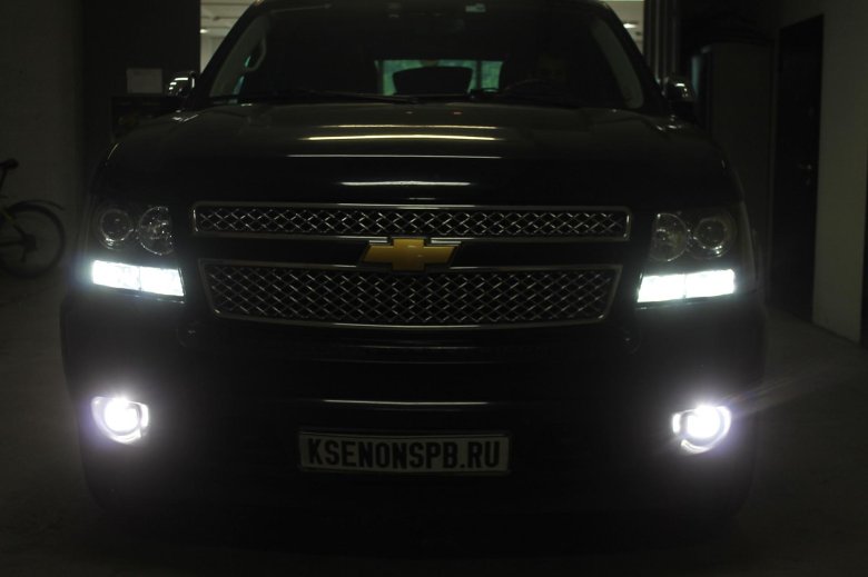 Chevrolet tahoe фара 2015