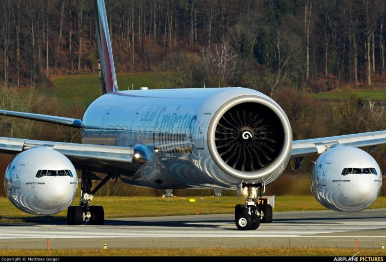 Двигатель боинг 777