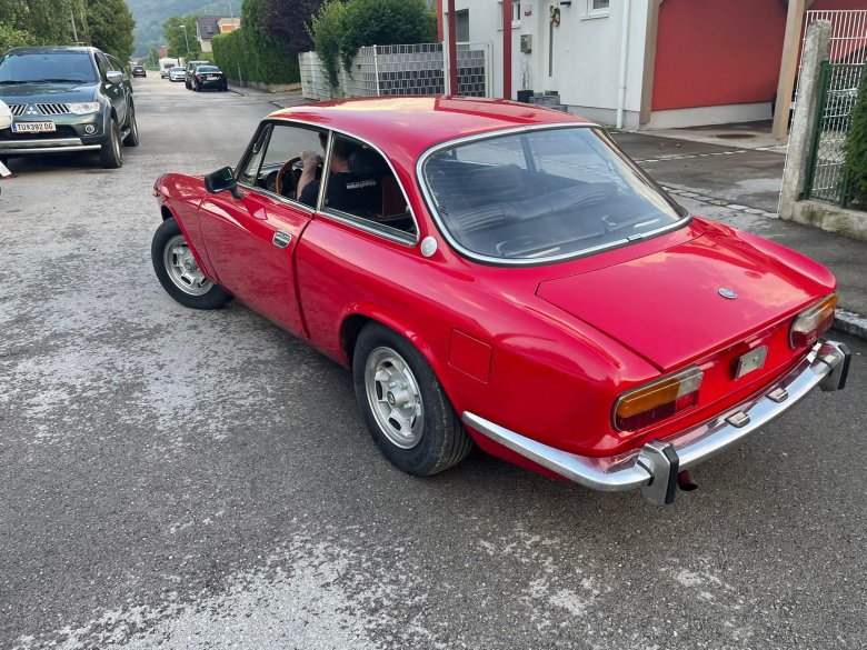 Alfa romeo giulia sprint gtv