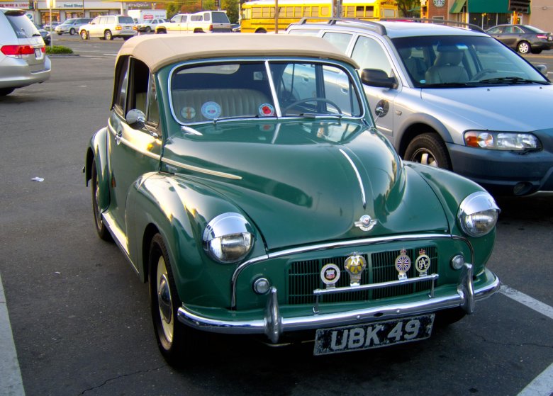 Morris minor tourer