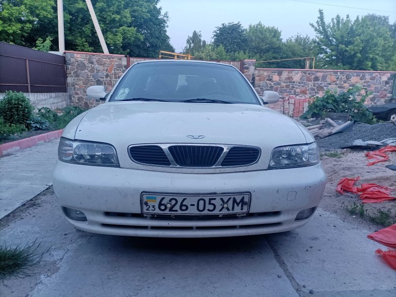 Автомобиль daewoo