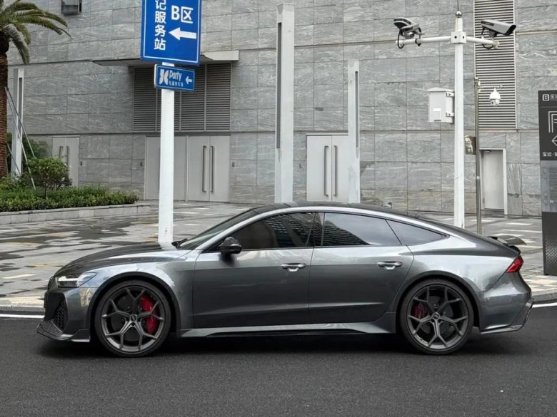 Audi rs 7 sportback performance