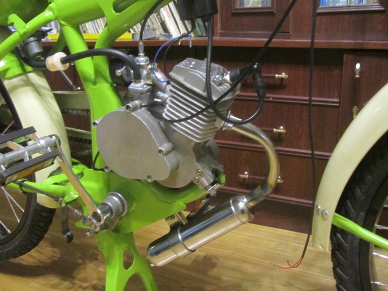 Мопед дырчик рига 13