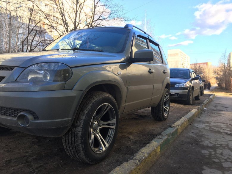 Chevrolet нива r17