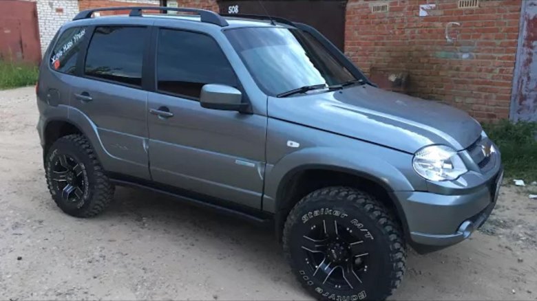 Нива шевроле на 17 колесах