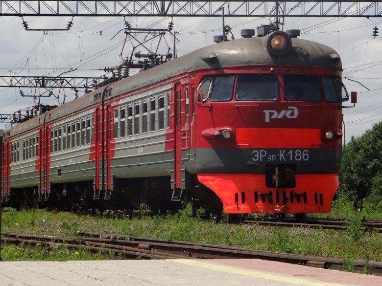 Эр9 электропоезд