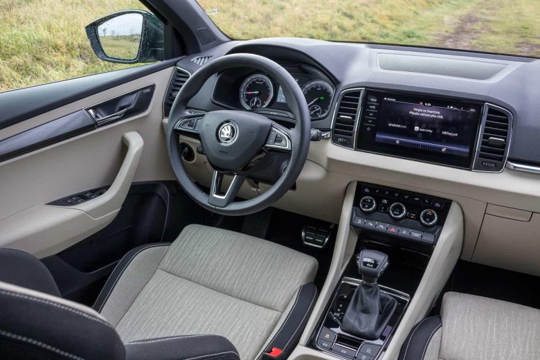 Skoda karoq интерьер