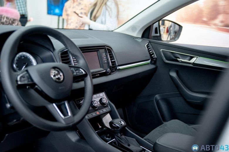 Шкода карок 2020 салон