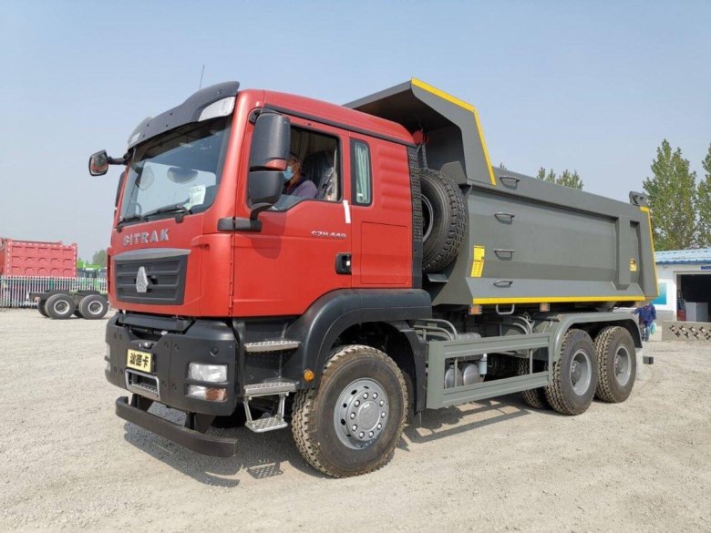 Самосвал sitrak c7h 8х4