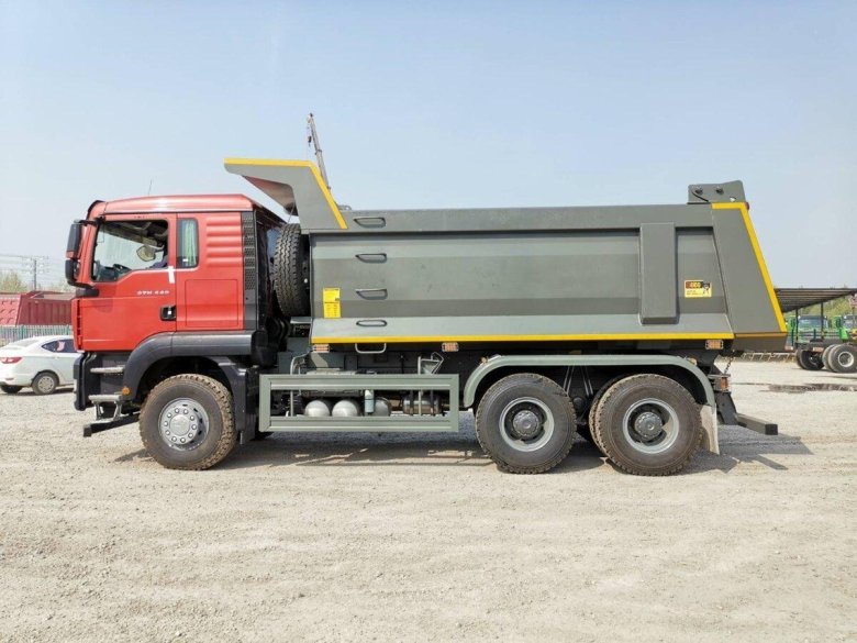 Howo t5g 8x4 самосвал