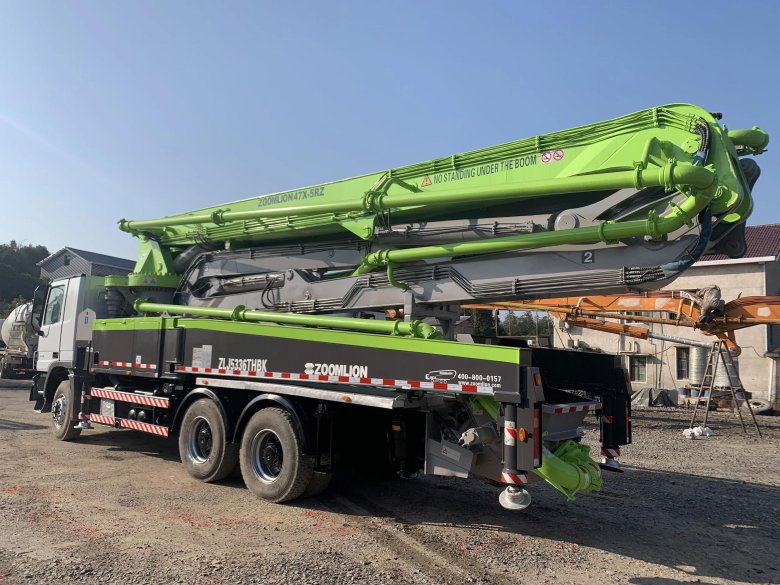 Бетононасос со стрелой rz