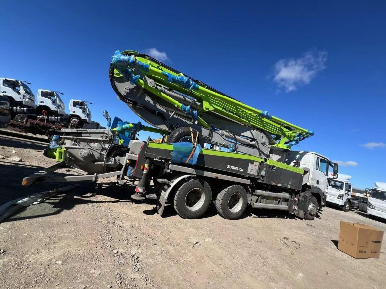 Автобетононасос zoomlion 43x-5rz