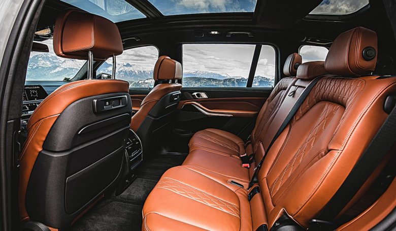 Бмв х7 салон