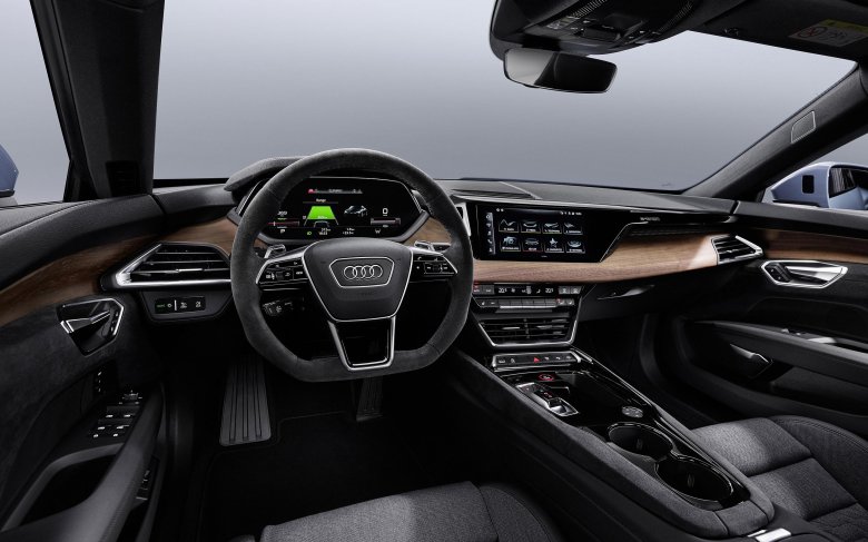 Audi e-tron 2021 interior