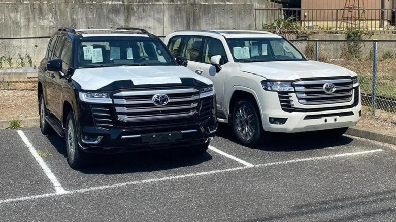 Toyota land cruiser 300