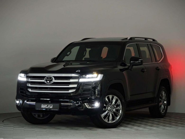 Новый toyota land cruiser