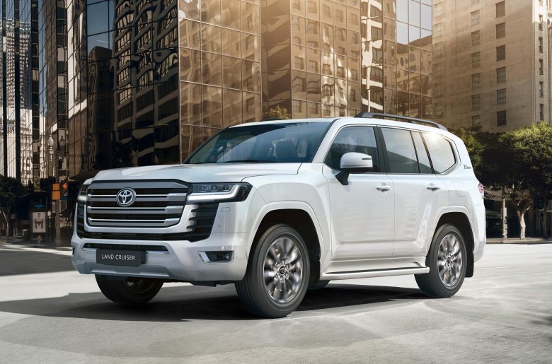 Toyota land cruiser 300