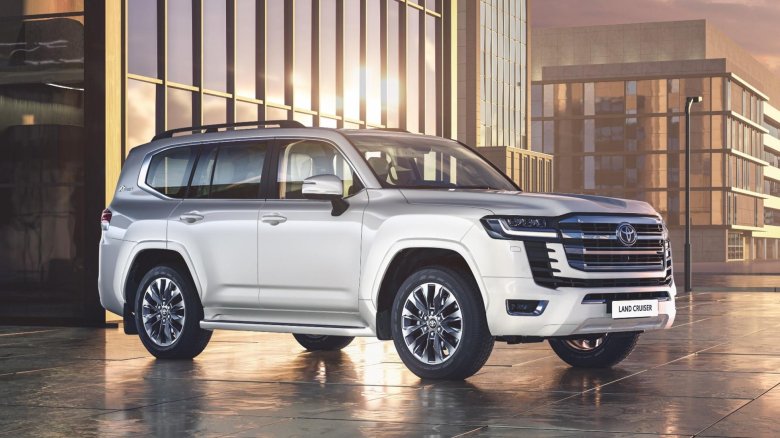 Toyota land cruiser 300 2022