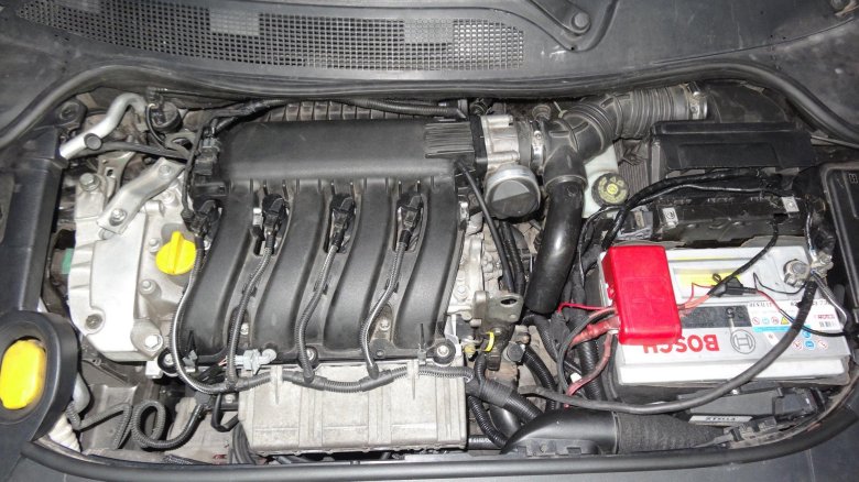 Подкапотное пространство рено меган 2