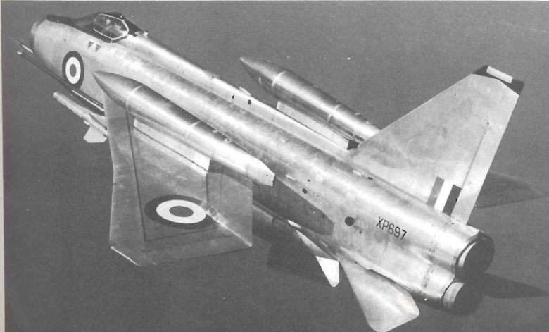 Английский истребитель лайтнинг