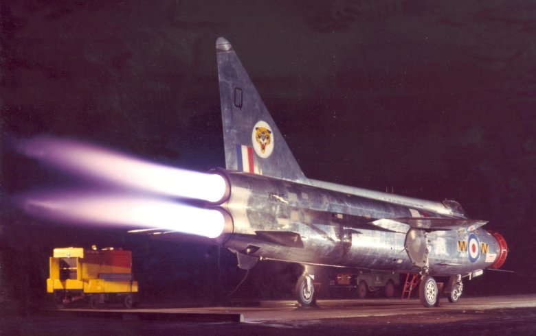 English electric lightning f.6
