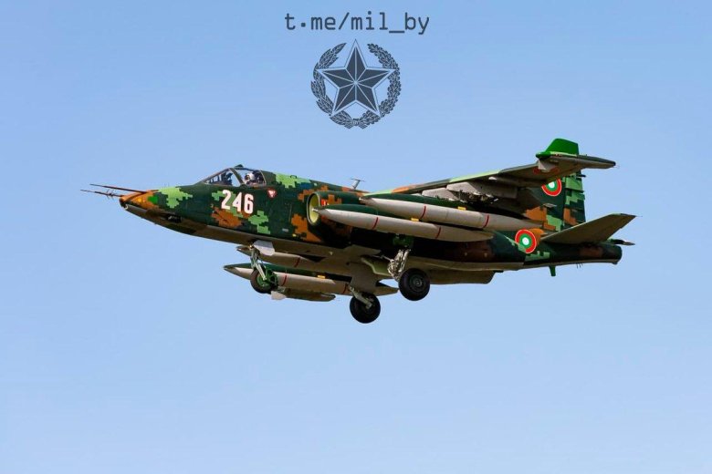 Истребитель су 25