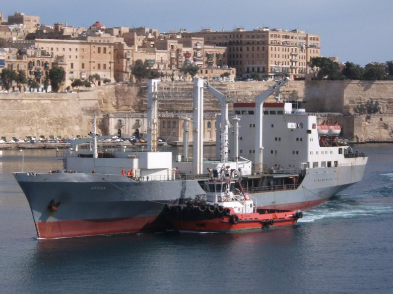 Средний морской танкер печенга